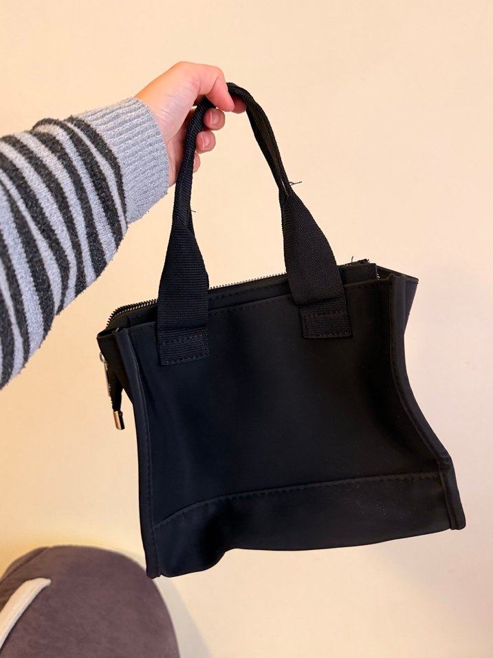 Fermuarlı Siyah Kadın Günlük Çanta - Görsel 3