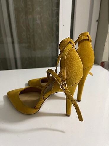 38 Beden sarı Renk Süet Orijinal Topuklu ayakkabı