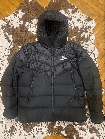 Nike Kaz Tüyü Mont