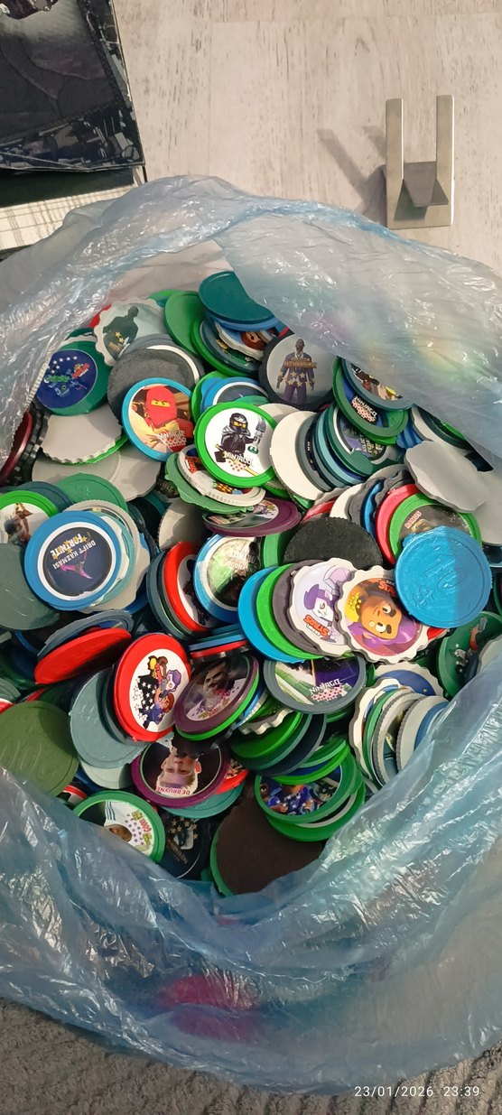 Renkli Koleksiyon Kartları ilgilenen arkadaşlar yazsin - Görsel 2