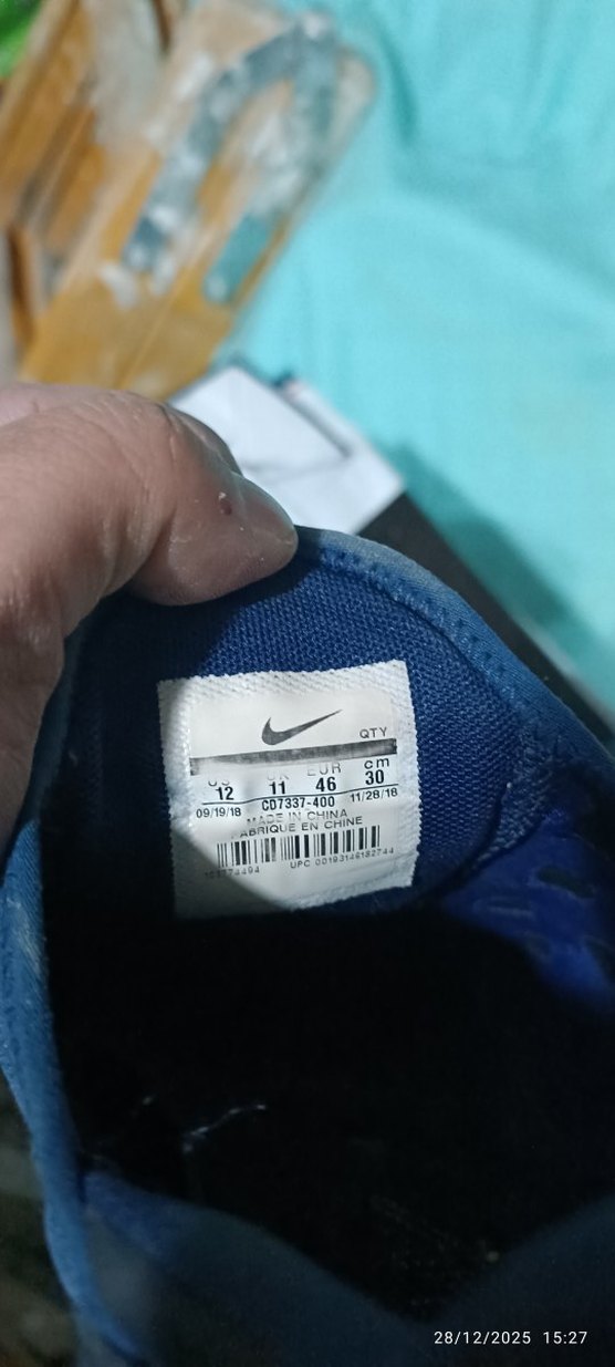 Nike Air270 Koyu Mavi Spor Ayakkabı yan kismisda açılma var - Görsel 4