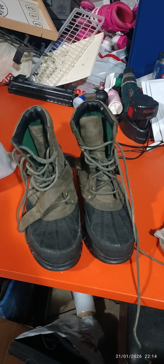 Gri Kamuflaj Desenli Erkek Deri Punk Bot - Görsel 2