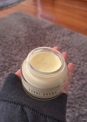 Bobbi Brown C vitaminli nemlendirici baz - Görsel 3