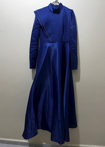 Tafta Kumaş Tarlatanlı Yüksek Yaka Uzun ve Kemerli Abiye Elbise - Görsel 5