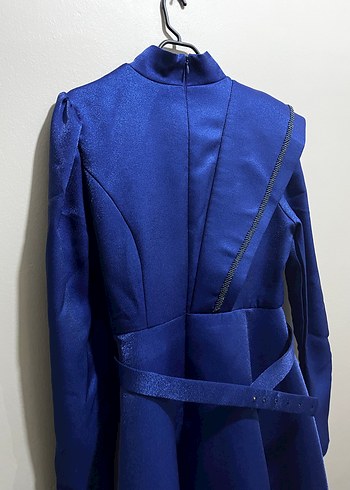 Tafta Kumaş Tarlatanlı Yüksek Yaka Uzun ve Kemerli Abiye Elbise - Görsel 13