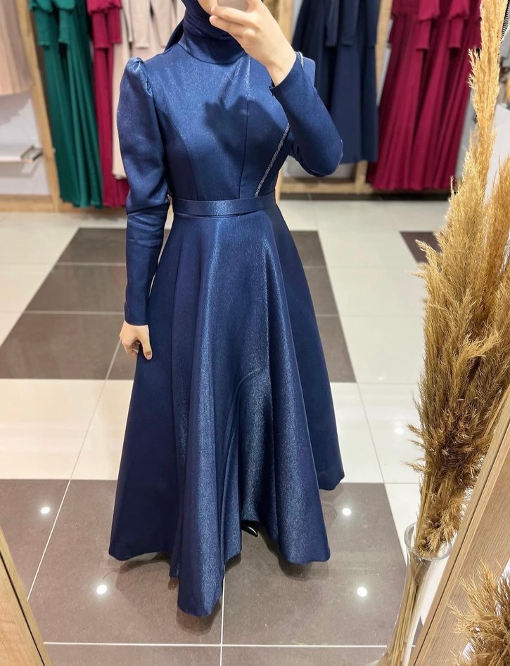 Tafta Kumaş Tarlatanlı Yüksek Yaka Uzun ve Kemerli Abiye Elbise - Görsel 2