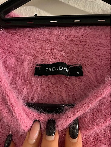 Trendyol & Milla TrendyolMilla pembe tüylü yumoş kazak