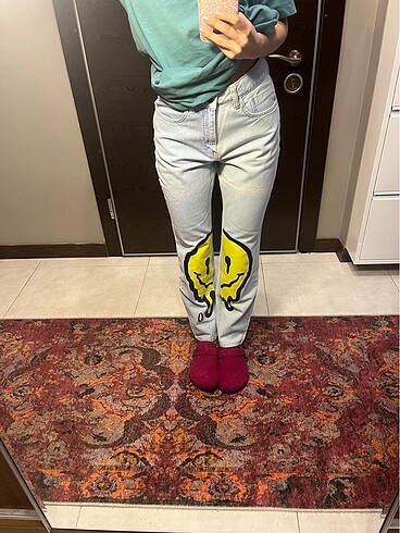 Ragged Smiley Jean