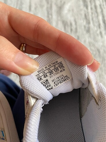 20 Beden 20 no adidas