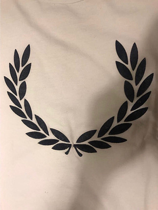 fred perry tshirt