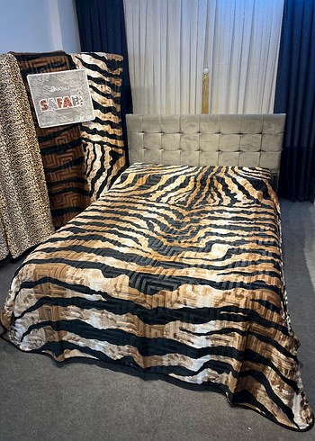  Beden kahverengi Renk Kahverengi Zebra Desenli Yatak Örtüsü