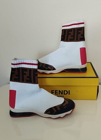 Fendi FENDİ ÇORAP AYAKKABI