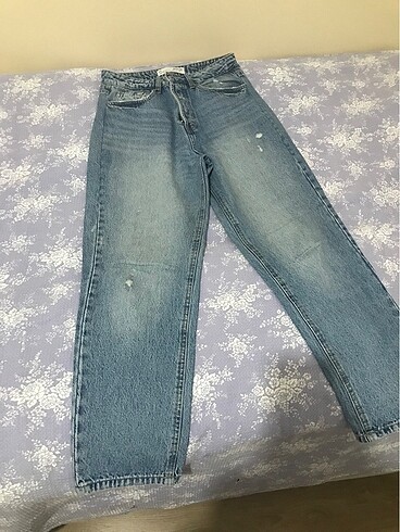 l Beden Stradivarius jean