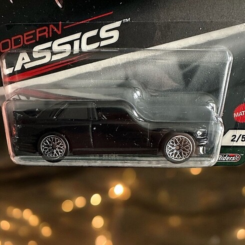  Beden Hot Wheels Premium