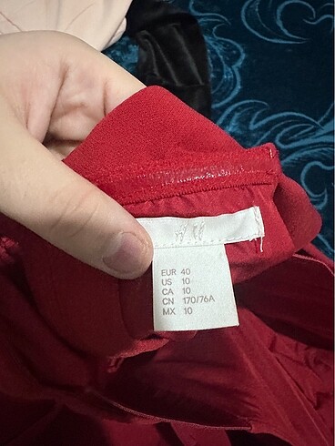 40 Beden kırmızı Renk H&M tulum