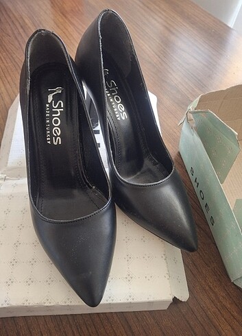 37 Beden siyah Renk Stiletto 