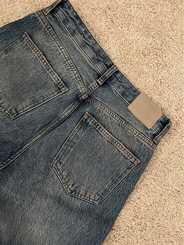 34 Beden mavi Renk Pull and bear orta bel jean