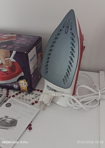 Philips 2000W Kırmızı Ütü - Görsel 2