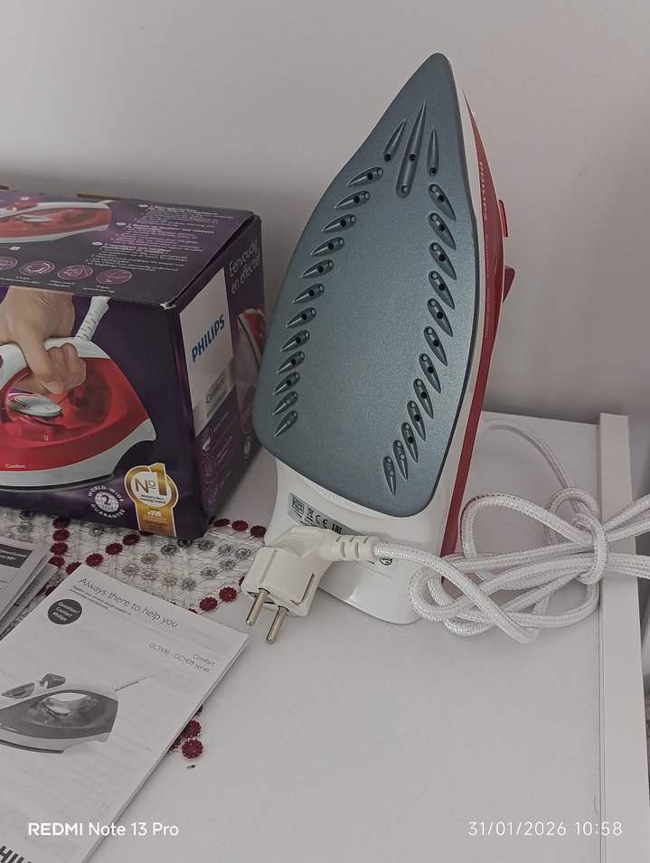 Philips 2000W Kırmızı Ütü - Görsel 2