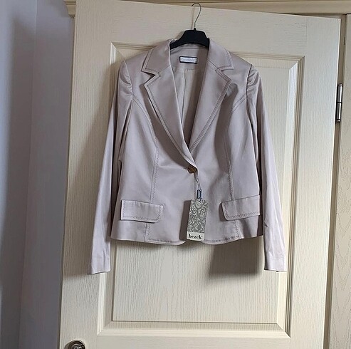 Bezek Marka Yeni ve Etiketli Blazer Ceket