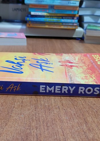 Beden Renk VAHŞİ AŞK EMERY ROSE YENI GİBİ ÇOK İYİ DURUMDA