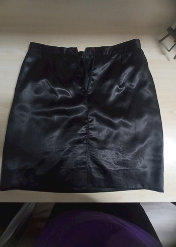 Siyah Kadın Midi Saten Kalem Etek - Görsel 2