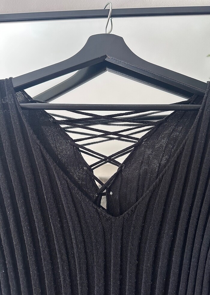 Triko dekolteli siyah elbise - Görsel 3