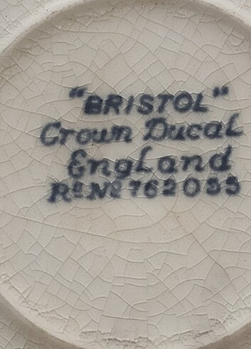 Beden Bir çift Bristol porselen tabak