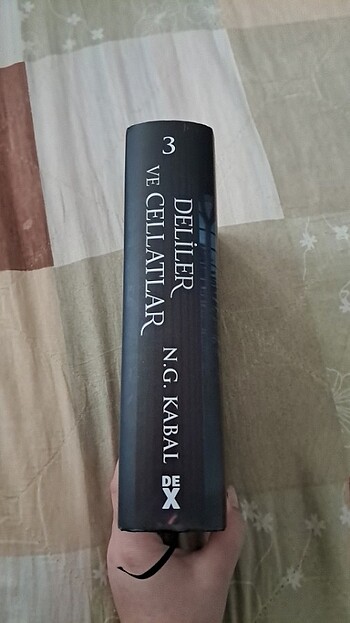  Deliler ve cellatlar