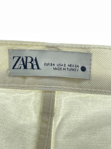 34 Beden beyaz Renk Zara Jean / Kot %70 İndirimli.