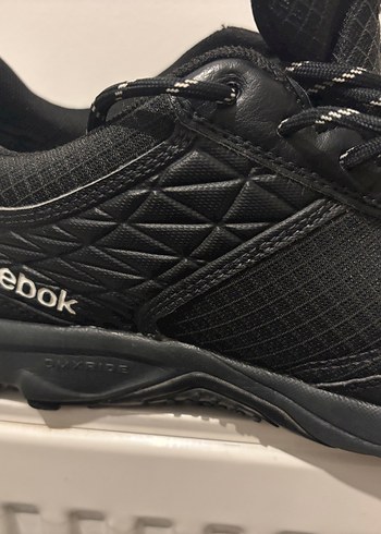 Reebok 42