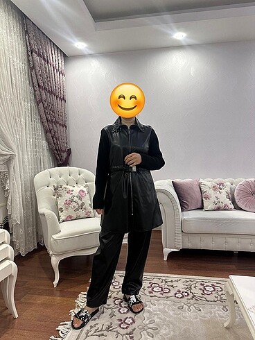Diğer Deri takımtı tığ trikoya ait marka ürü