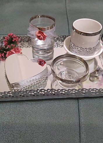  Beden Damat kahve tepsisi sadece bir kez kullanıldı