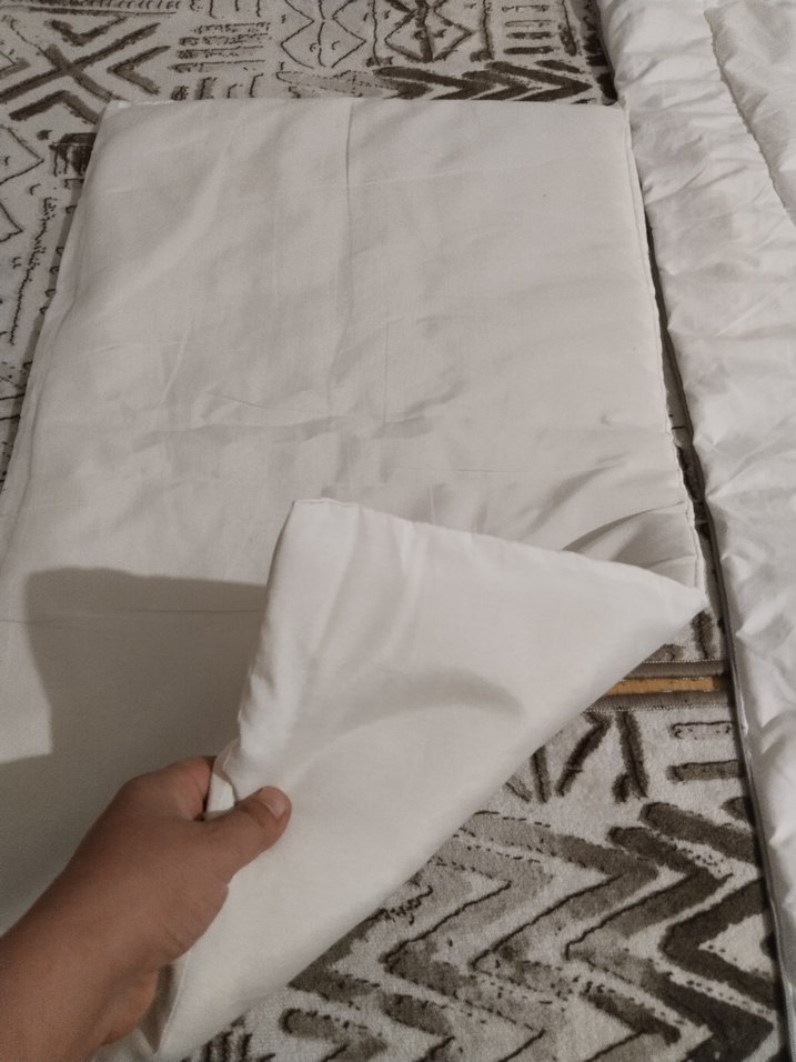 Beyaz Bebek Yorgani ve bebek minderi - Görsel 3