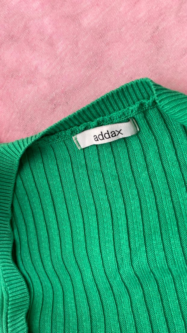 Parlak Yeşil Kadın Küpe - Görsel 2