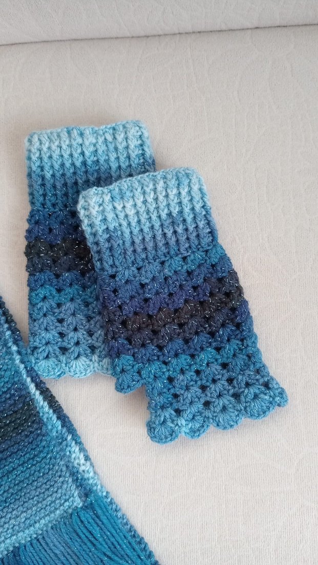 Mavi  Örgü Parmaksız Eldiven - Görsel 3