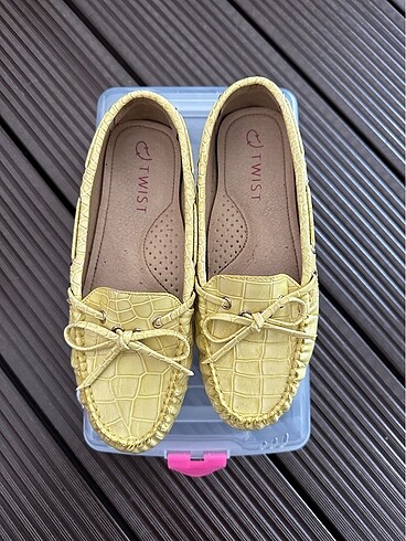 Twist Loafer