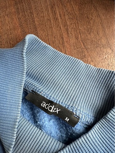 m Beden mavi Renk Zara sweatshirt