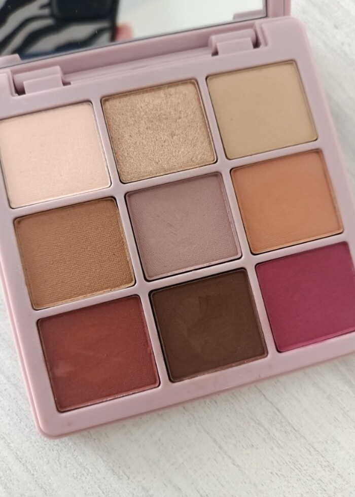 Anastasia Beverly Hills Modern Renaissance - Görsel 3