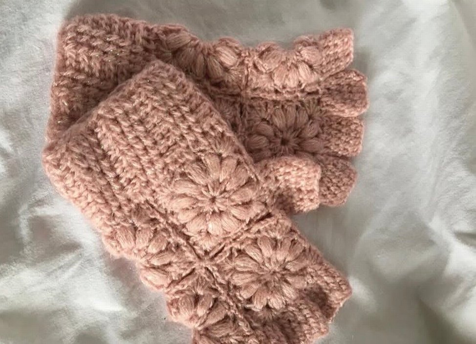 Pembe Örgü  Parmaksız Kadın Eldiveni - Görsel 2