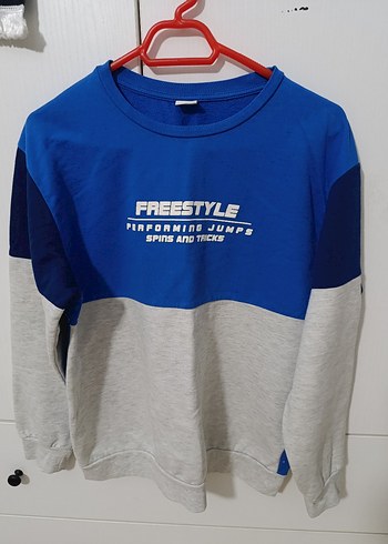 Erkek Çocuk Mavi Gri Sweatshirt