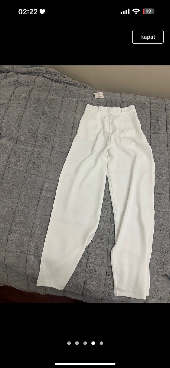 Beyaz Beli Kemerli Kadın Kumaş Pantolon - Görsel 3