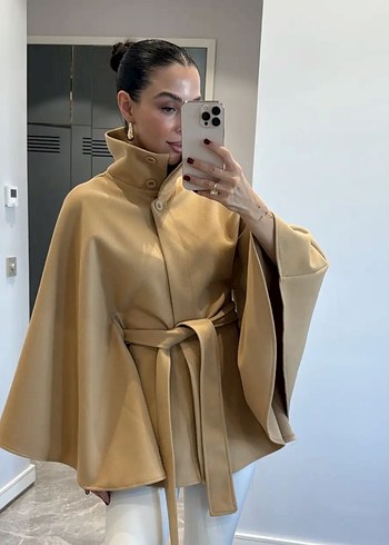Bej Midi Boy Yüksek Yakalı Panço