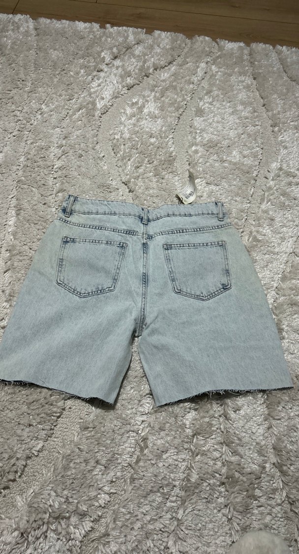 Trendyol kadın Denim Şort 40 beden - Görsel 2