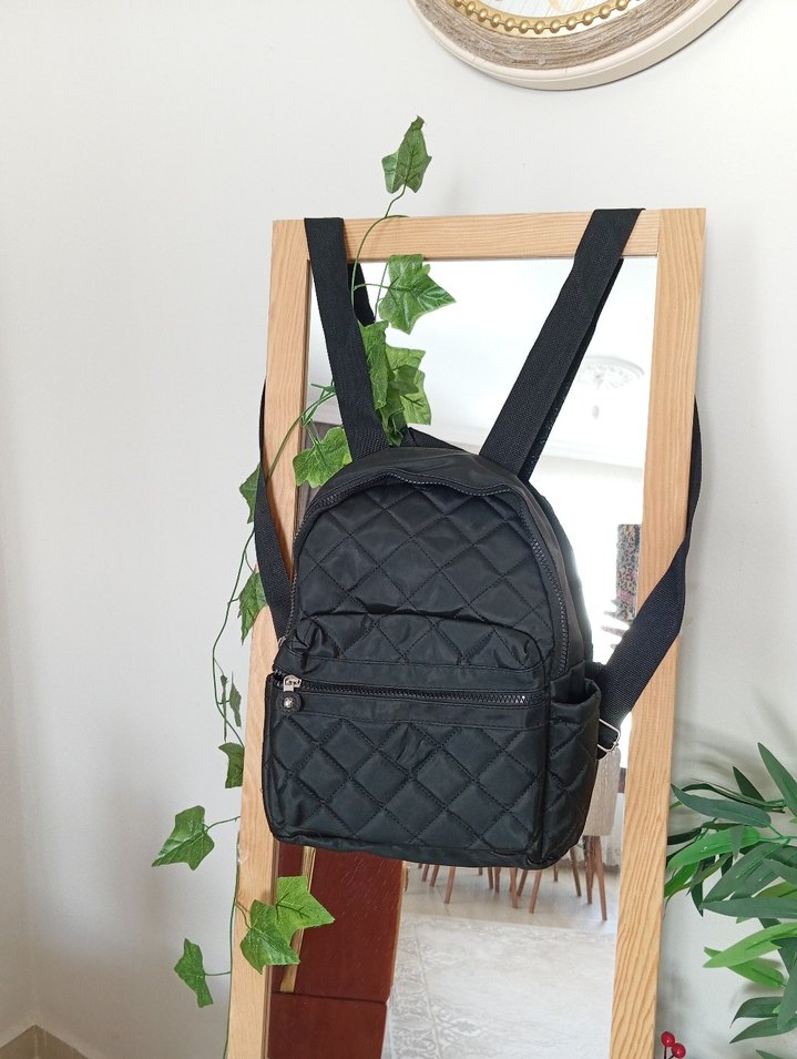 Siyah Kareli Kadın Sırt Çantası - Görsel 2