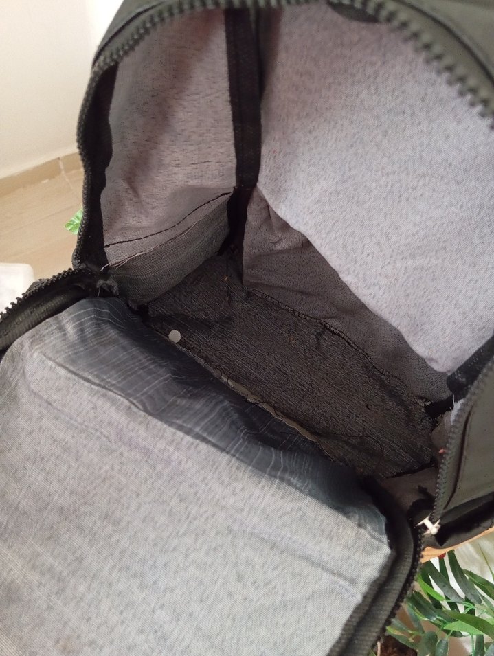 Siyah Kareli Kadın Sırt Çantası - Görsel 4