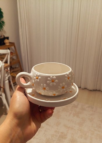 Beyaz Papatya Desenli Seramik Fincan ve Tabağı - Görsel 2