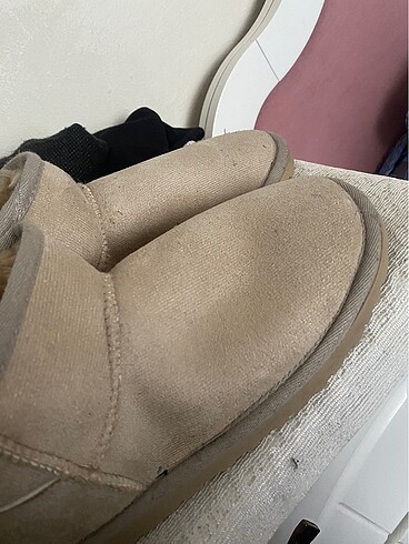 Kısa ugg bot
