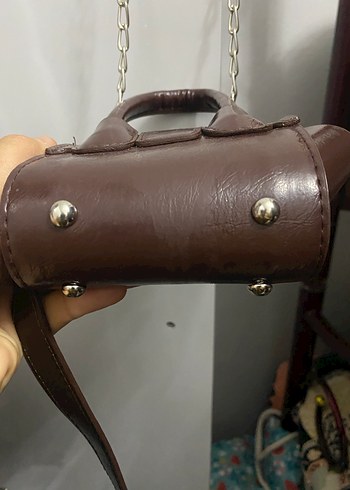 Beden Zincir Detaylı Kahverengi Deri Kadın Çanta