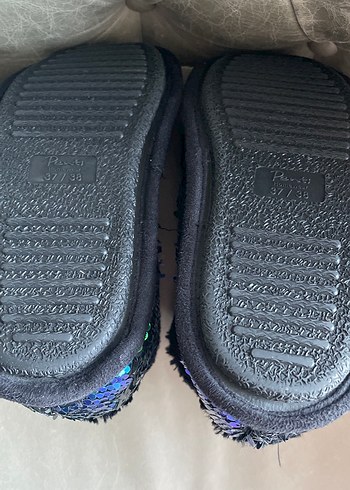 Kız Çocuk Parlak Pul Detaylı Sıcak Ev Terliği - Görsel 5